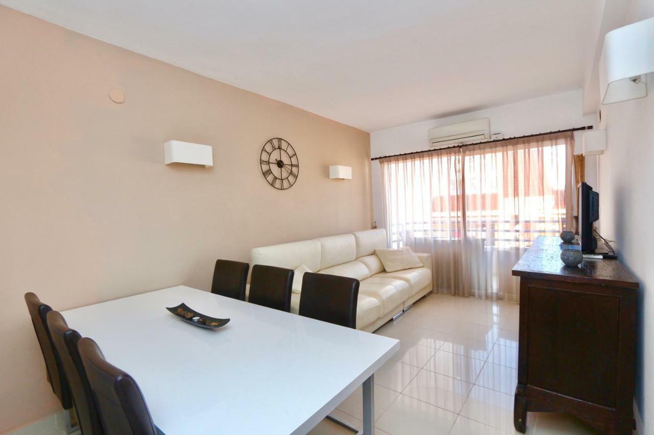3- Bedroom Apartment In The Centre Of Calpe With Nice Living Room, 1 Bathroom. Exterior foto