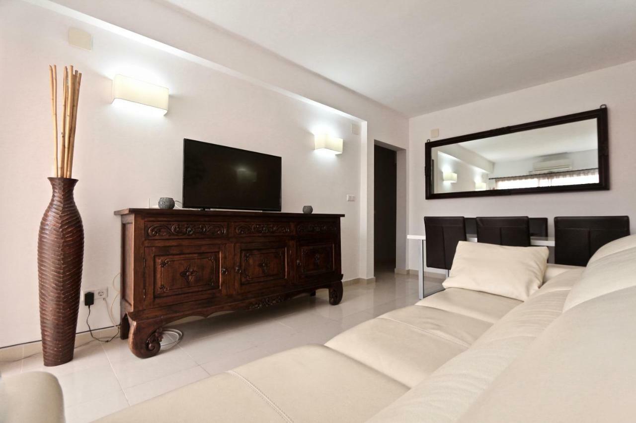 3- Bedroom Apartment In The Centre Of Calpe With Nice Living Room, 1 Bathroom. Exterior foto